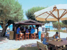 creta_maris_beach_bar.jpg (129989 bytes)